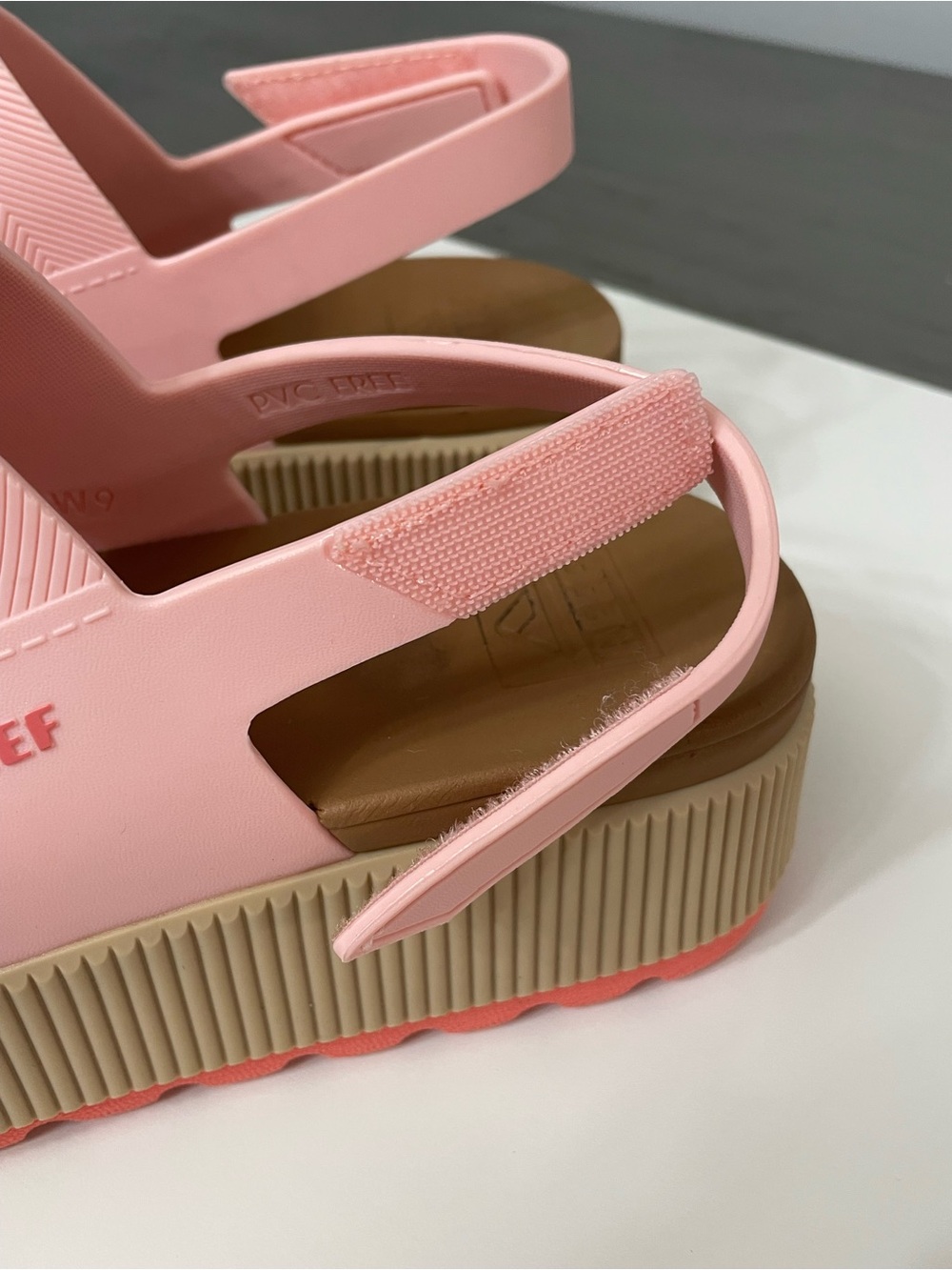 Reef Pink Platform Slingback Sandals with Tan Midsole - Picture 13 of 13
